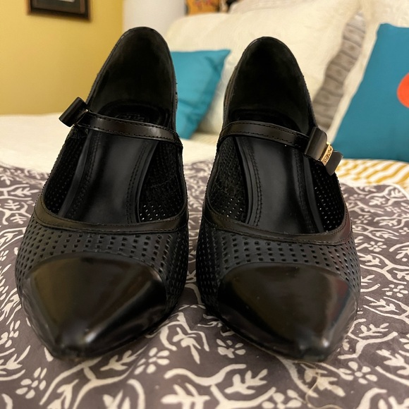 Tory Burch Black Perforated Pointed-Toe Bow Mary Jane Heels - Picture 3 of 11